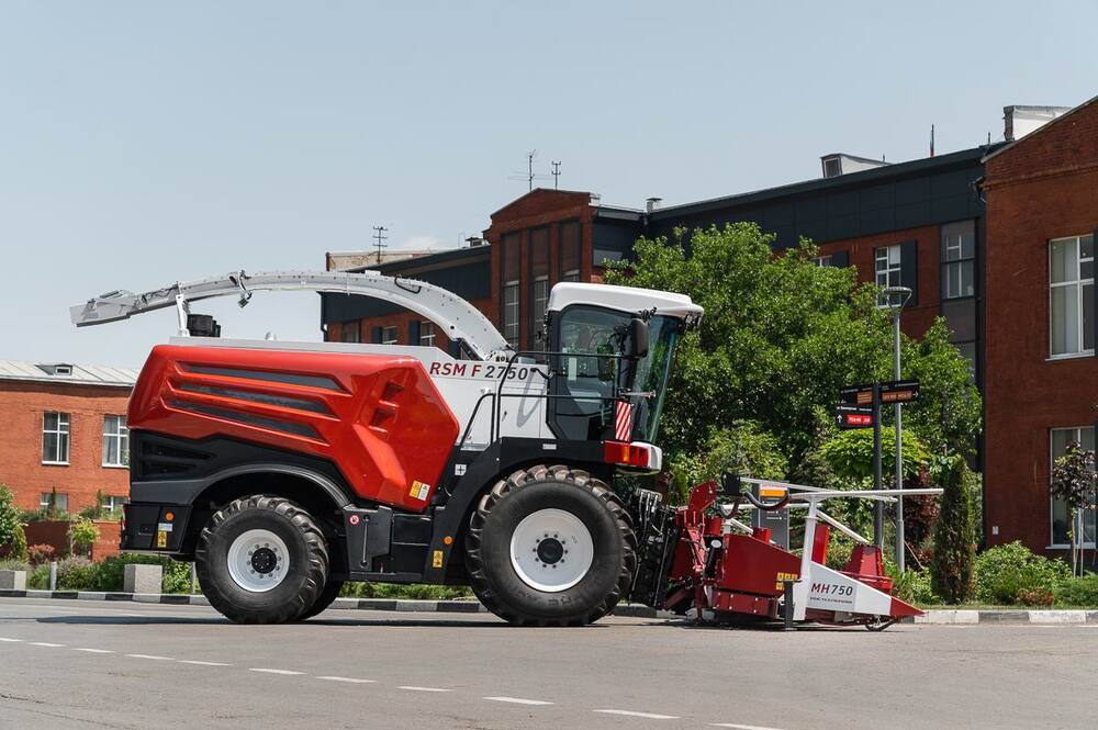 F 2750: Новый лидер кормозаготовки